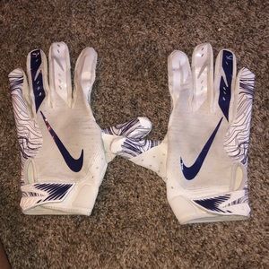 Football gloves